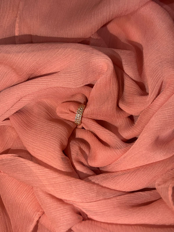 Elegant Golden Ring